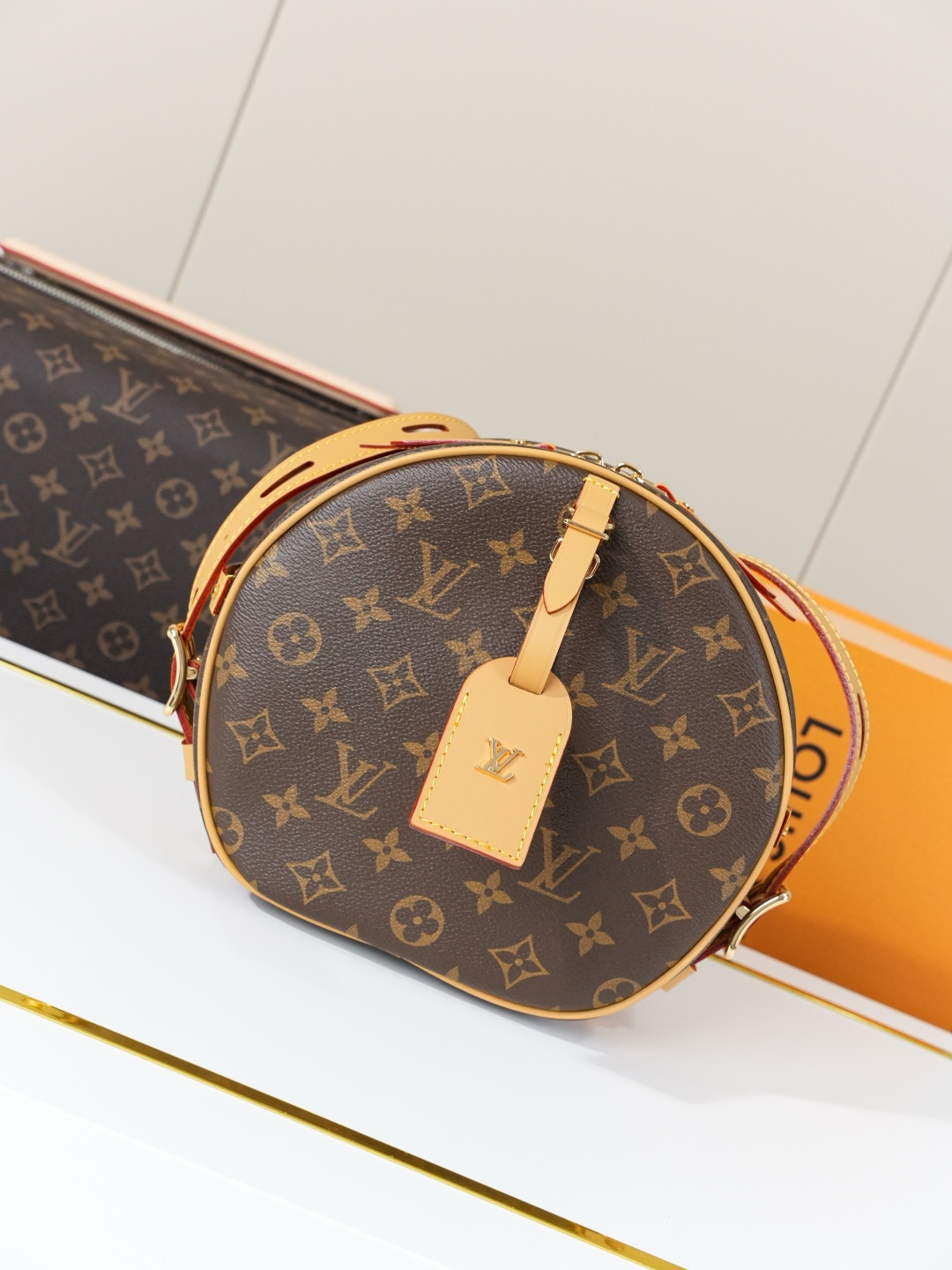 LVT PURSE