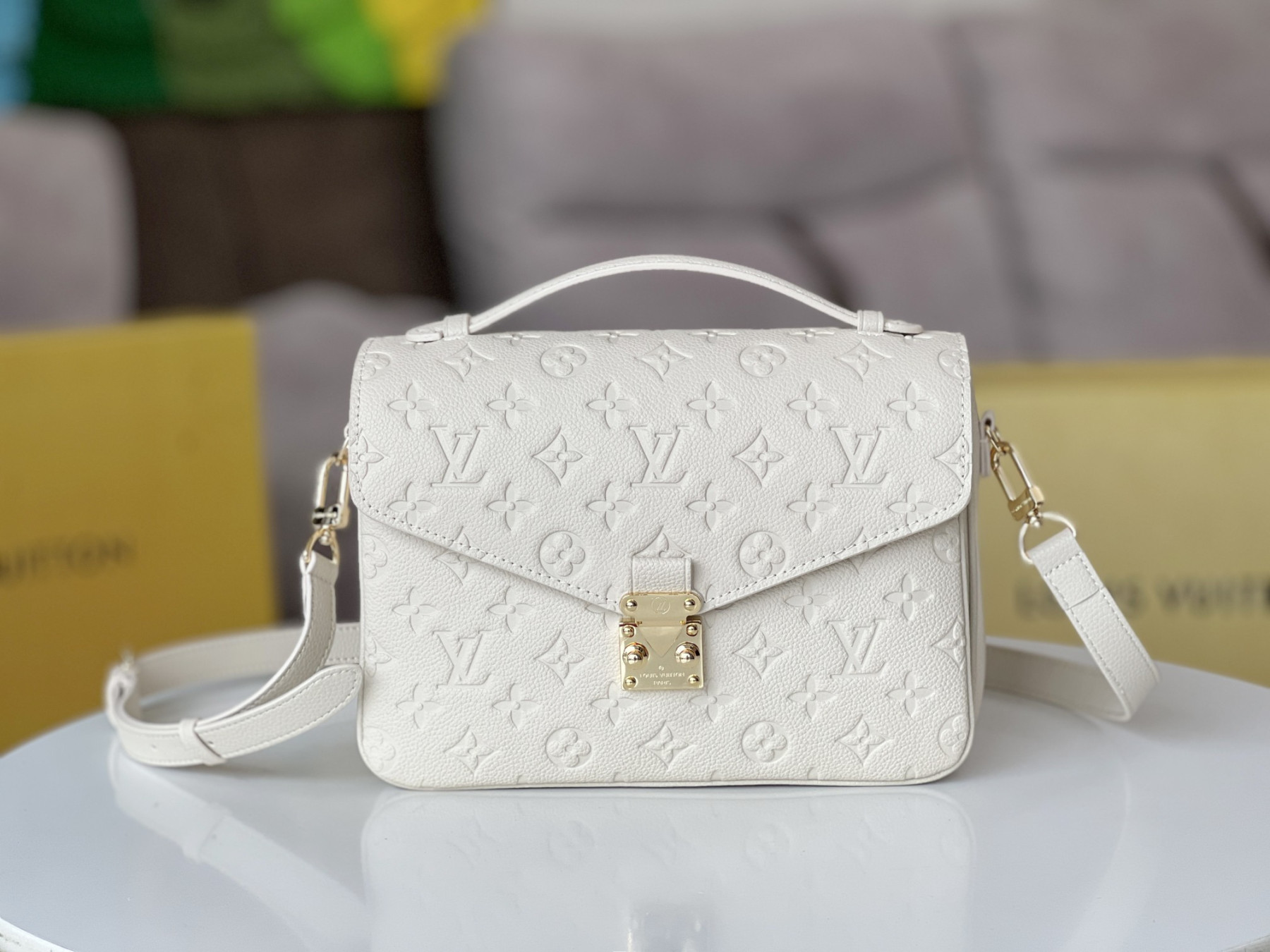 LVT PURSE