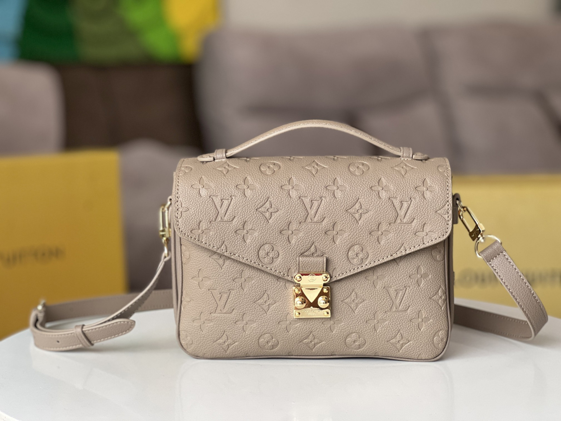 LVT PURSE
