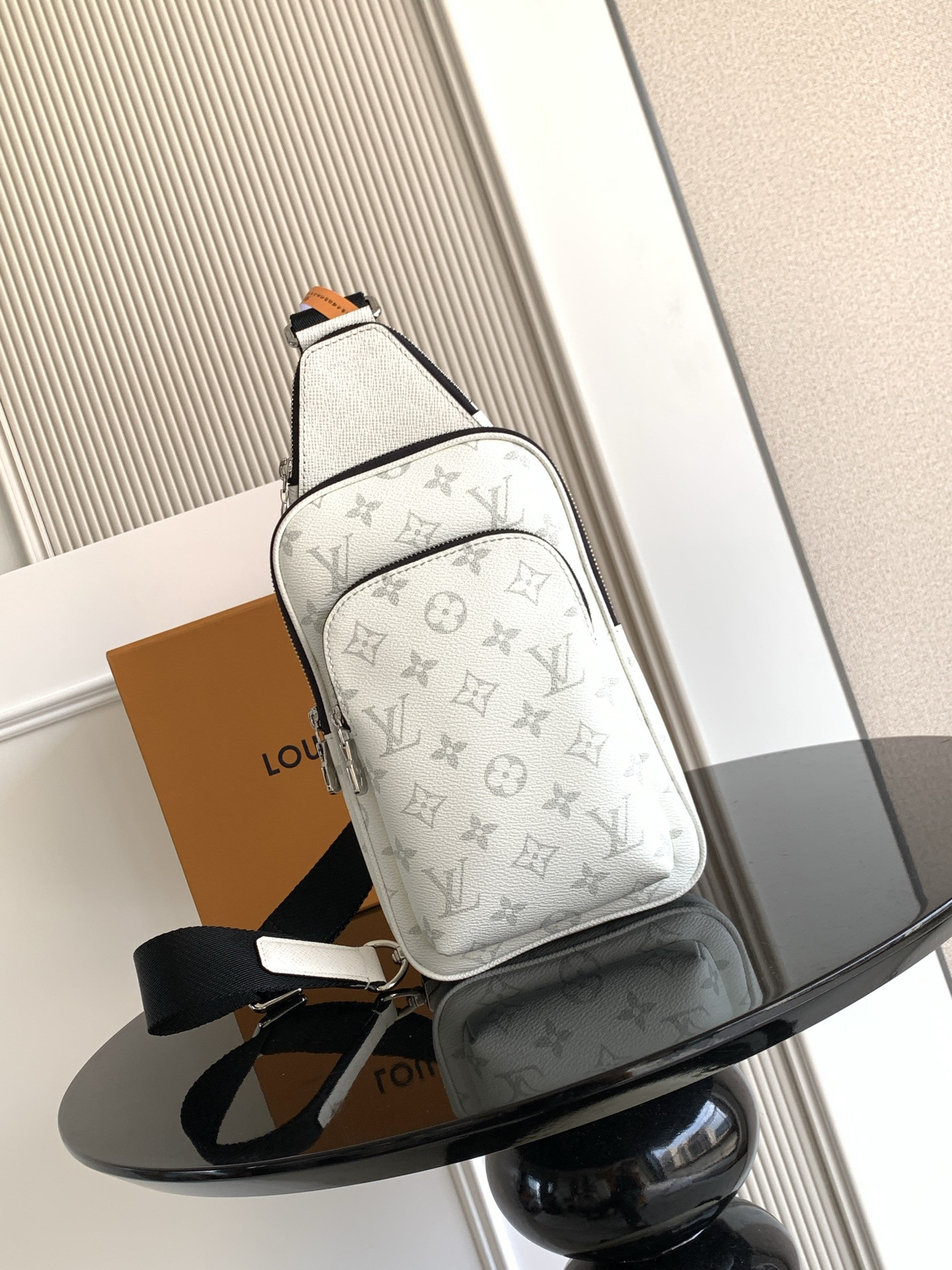 LVT PURSE