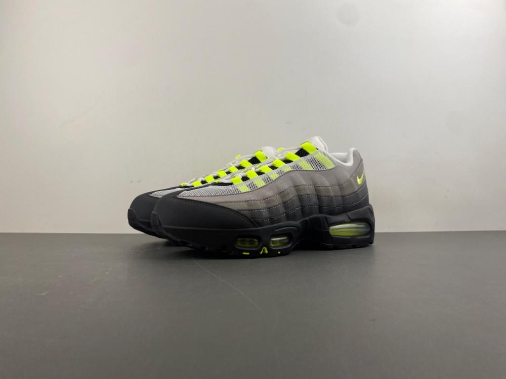 Nike Air Max 95 OG “Neon” HM4740-001
