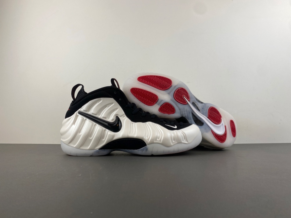 Nike Air Foamposite Pro ''Pearl'' HF0794-200