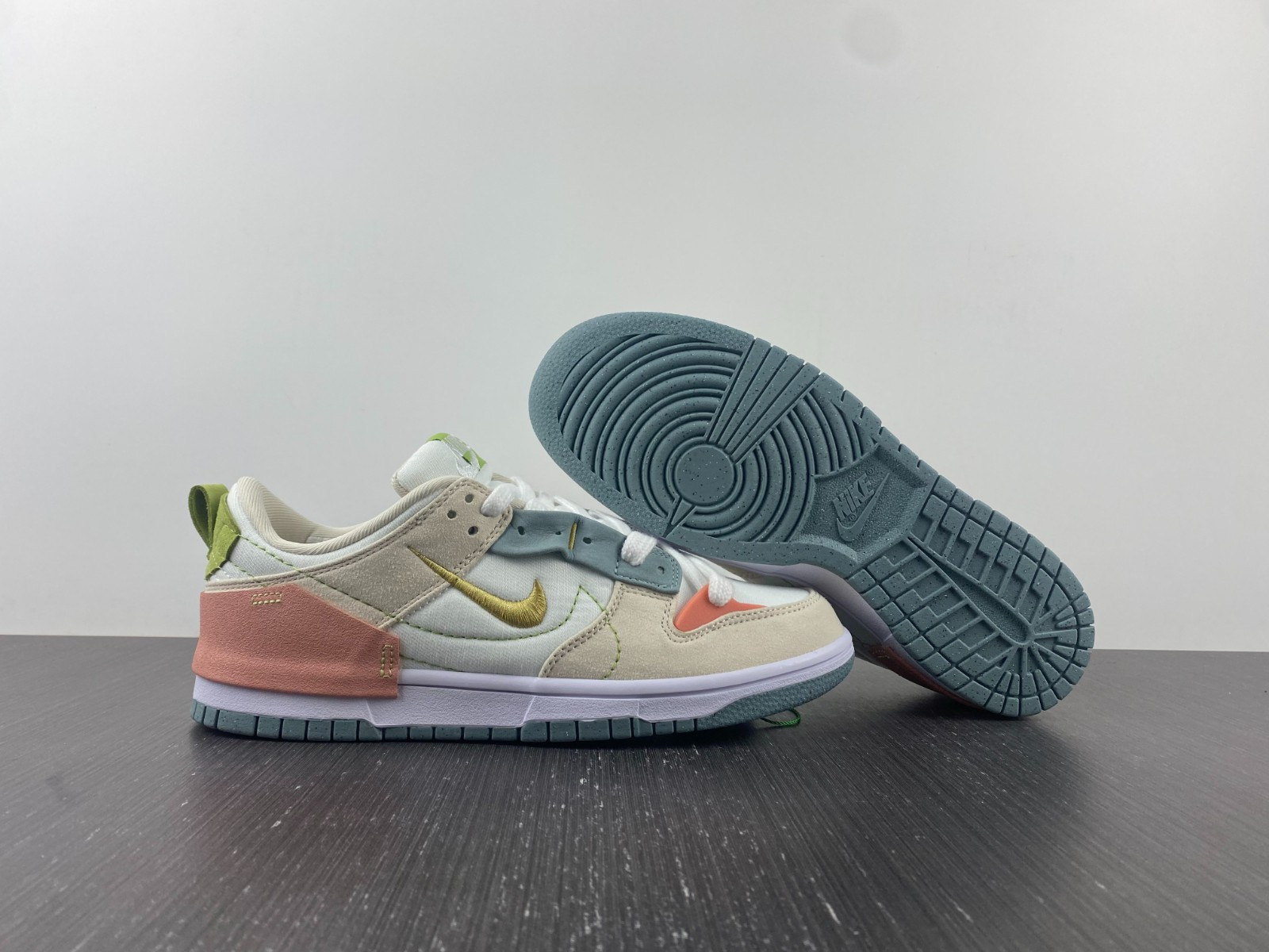 nike wmns dunk low disrupt 2 ''easter'' dv3457-100