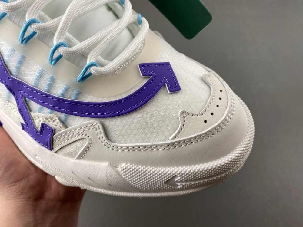 OF C/O ODSY-1000 SNEAKER