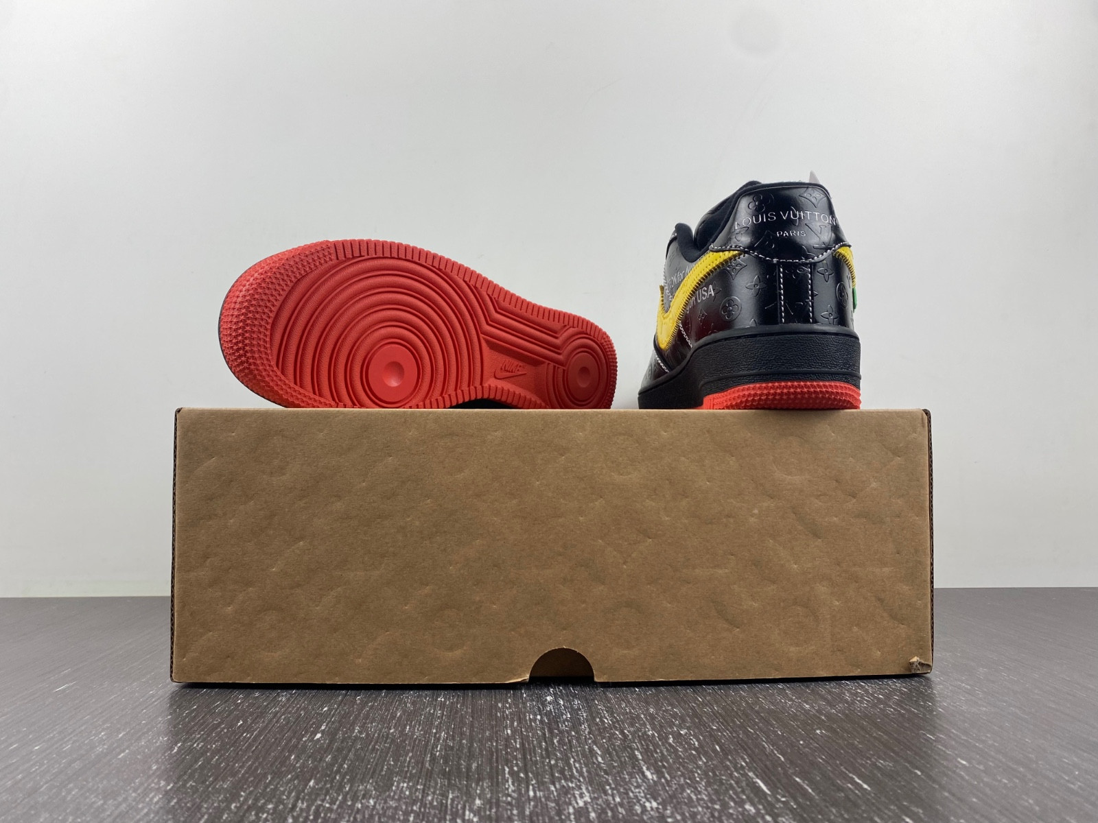 lvt x nike air force1