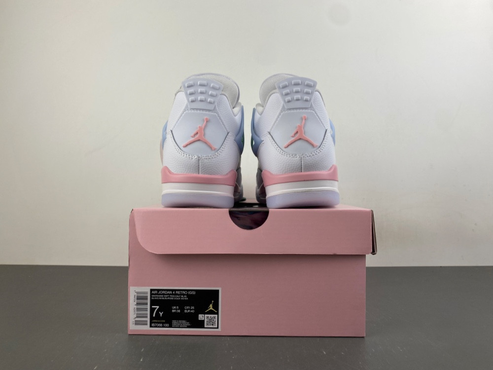 Air Jordan 4 "Valentine