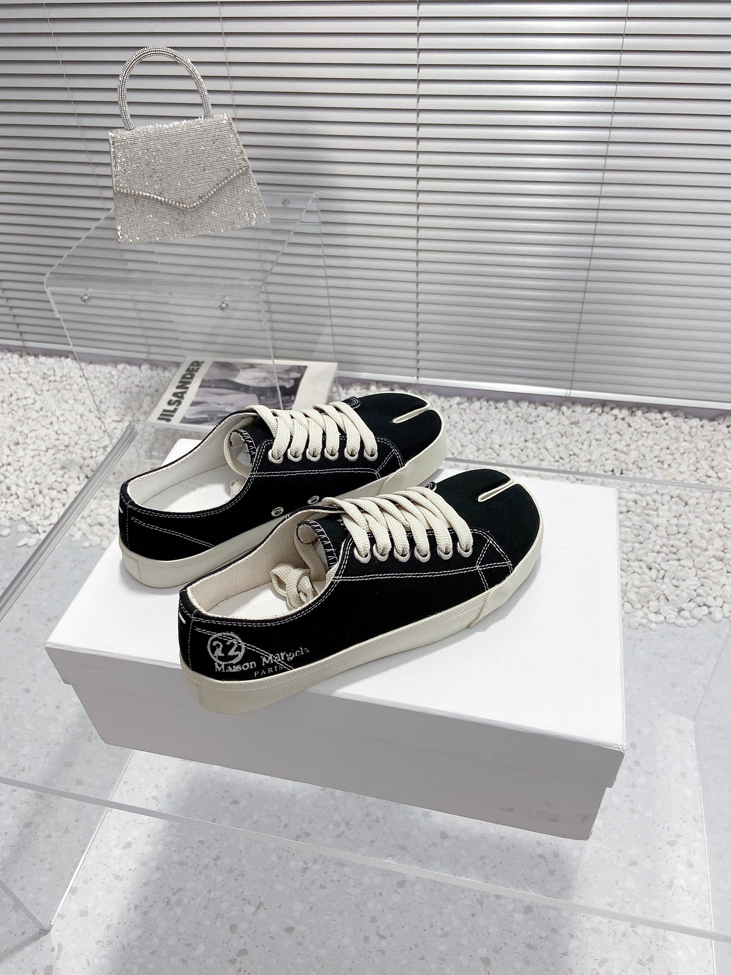 ma1s0n Marg*e1a sneaker