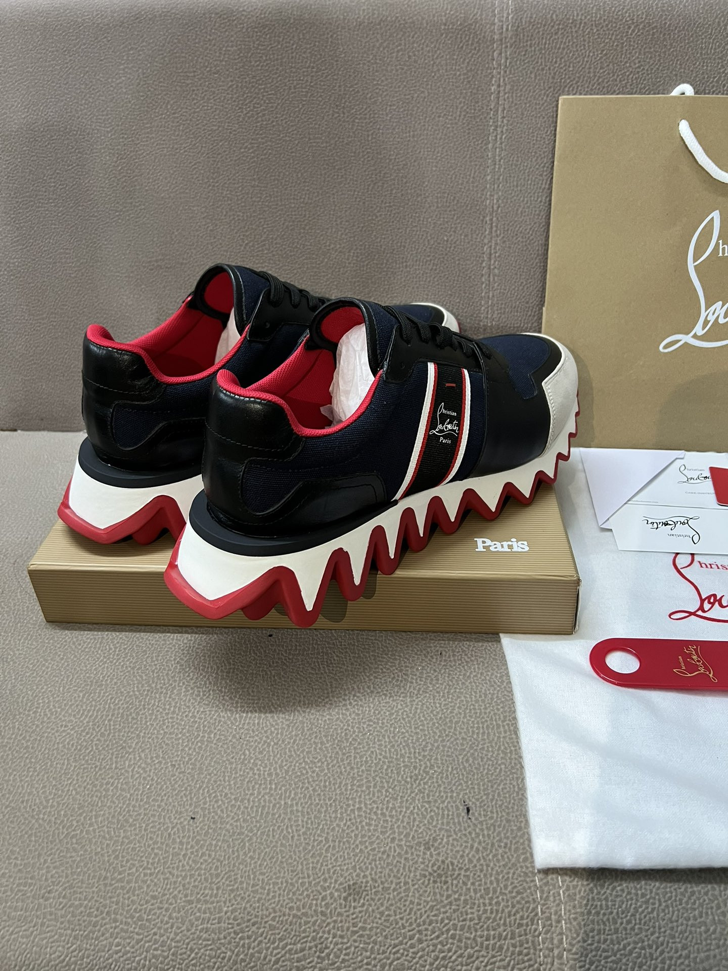 CHIAN LOUIN SNEAKER