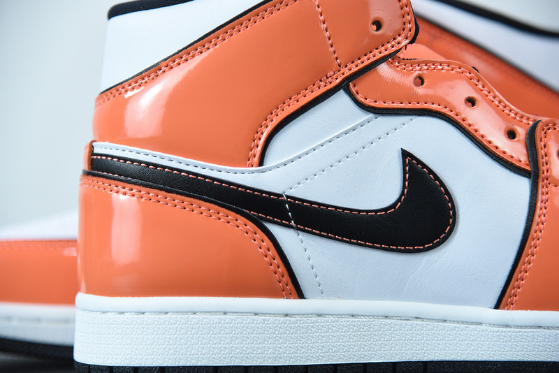 air jordan 1 mid “turf orange” dd6834-802