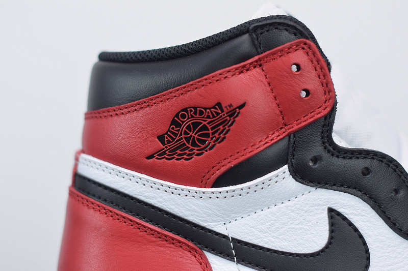 air jordan 1 retro high og "black toe 2016 release" 555088-125