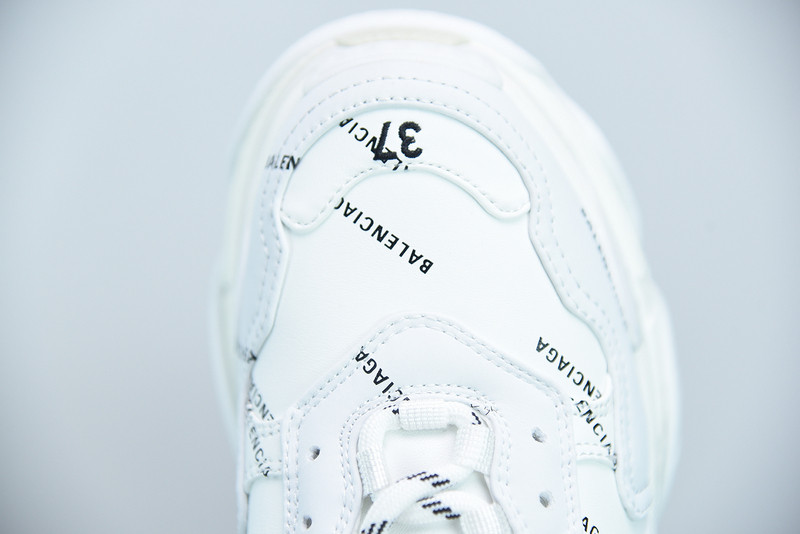 bc triple s trainer white 524039 w06e2 2021