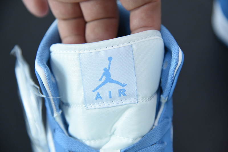 air jordan 1 retro mid unc 554724-106