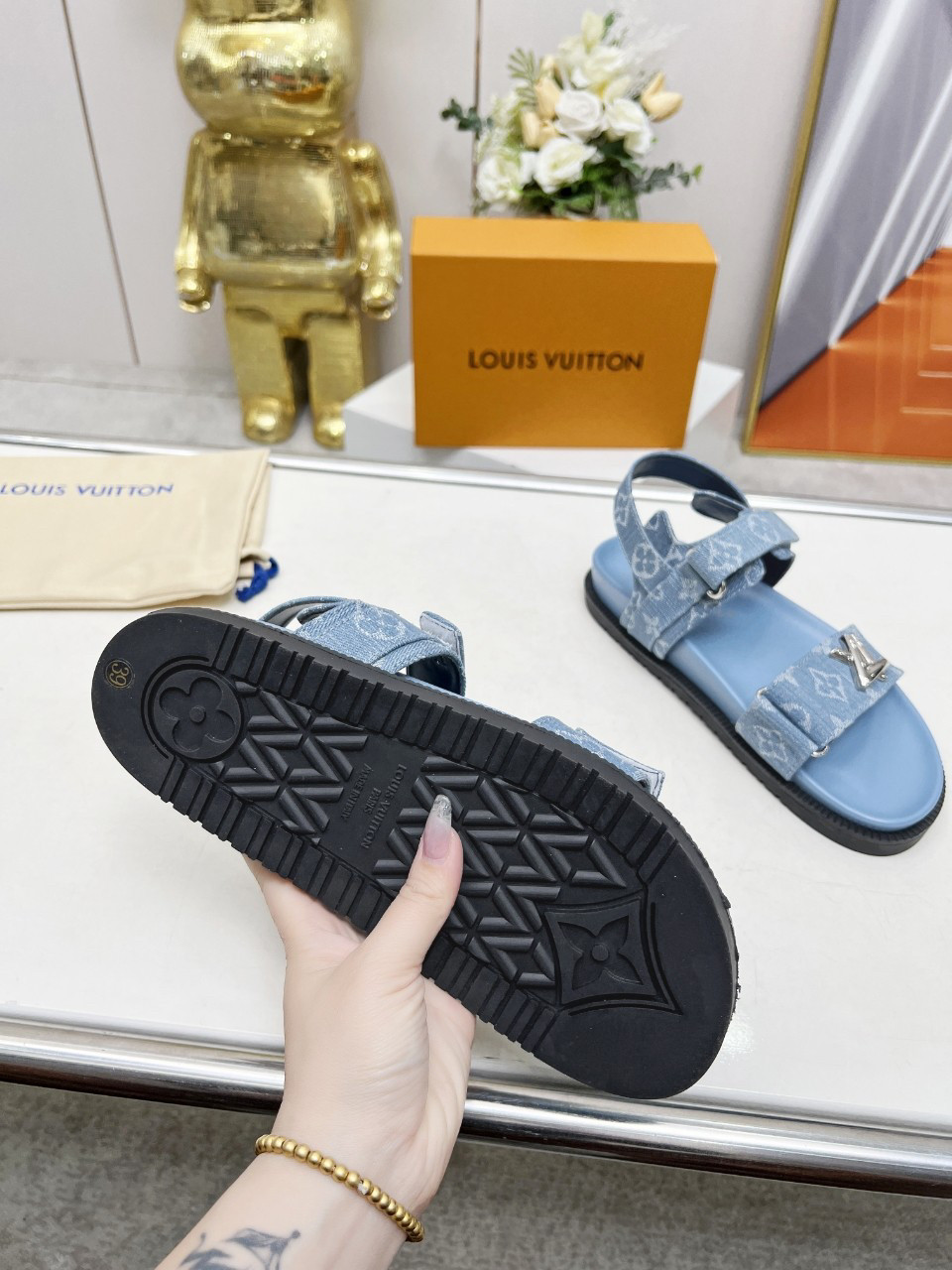 LVT SANDALS