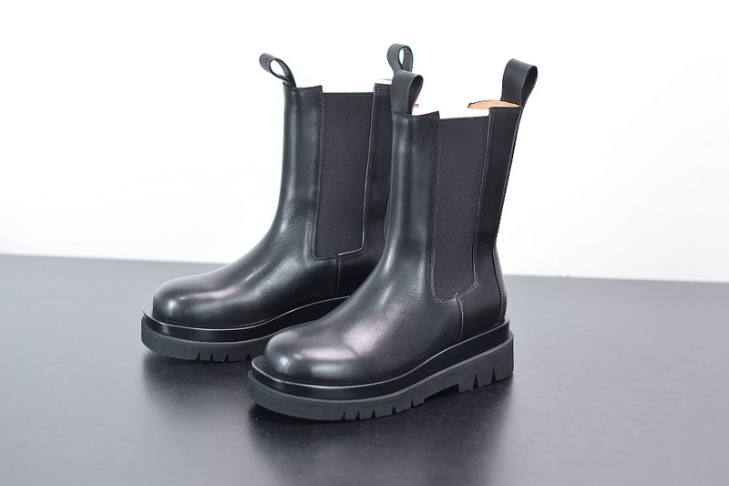 Bo*te*ga ve*ne*ta sneaker