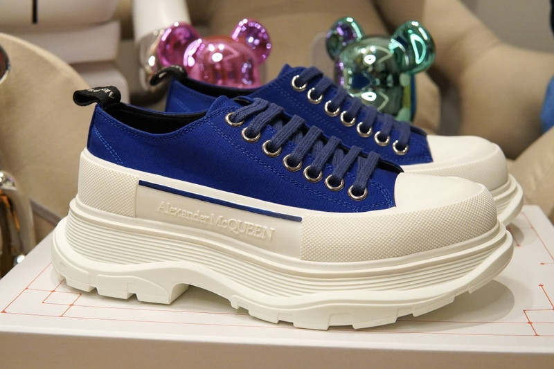 alexer mceen sneakers