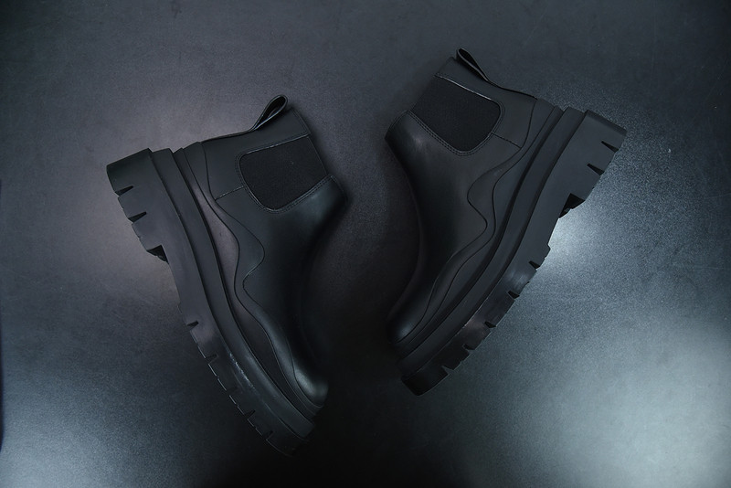 Bo*te*ga ve*ne*ta sneaker