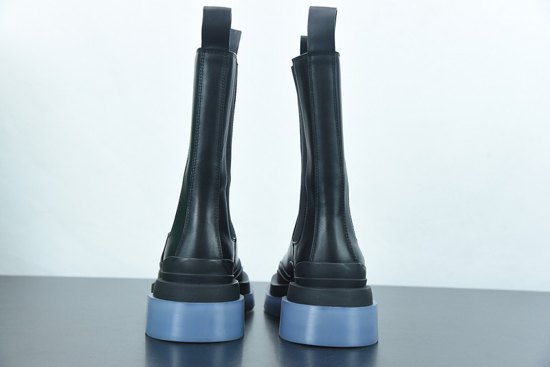 Bo*te*ga ve*ne*ta sneaker