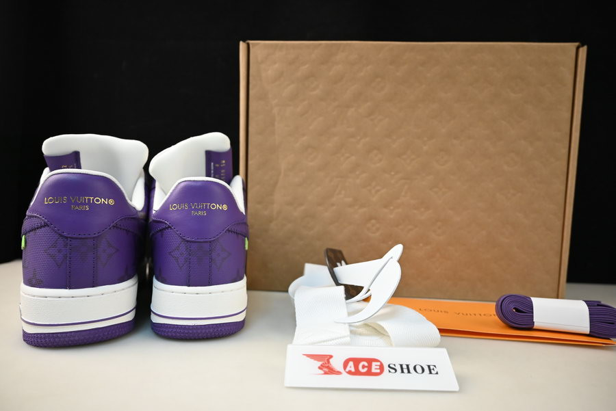 lvt x nike air force1