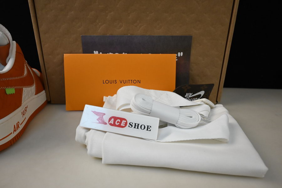 lvt x nike air force1