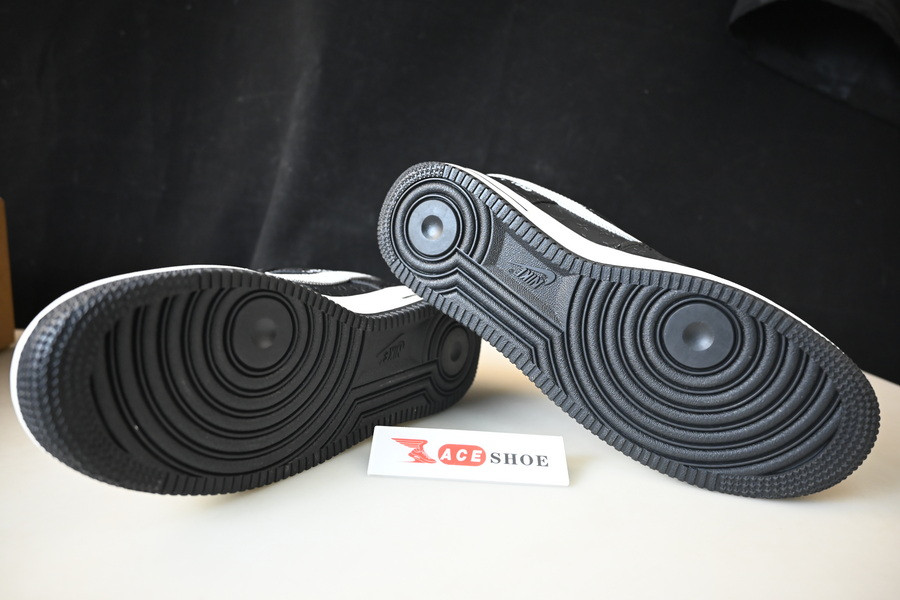 lvt x nike air force1