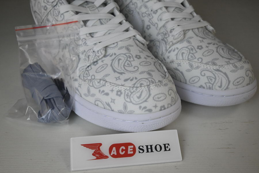 nike dunk low “white paisley” dj9955-100