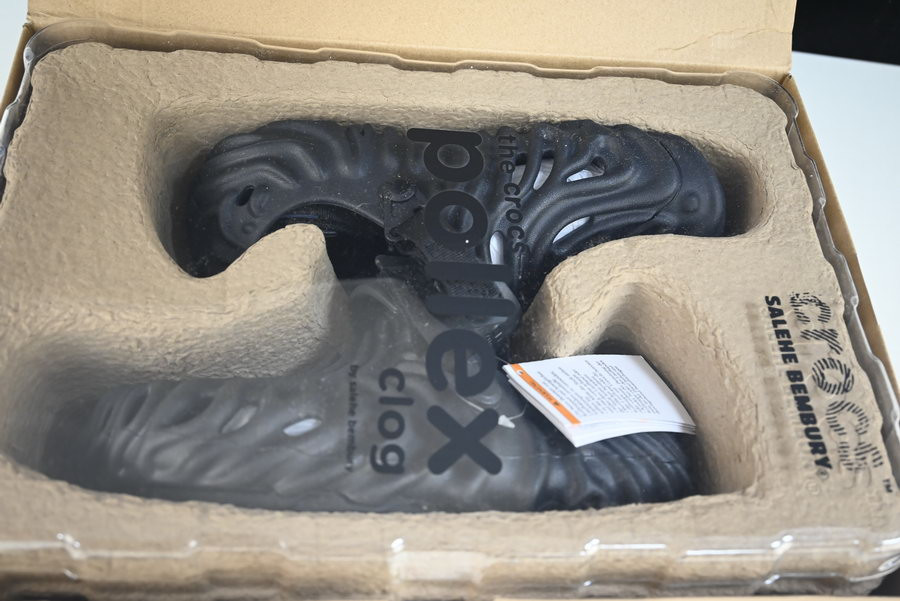 Cr*0*s pollex clog by salehe bembury black