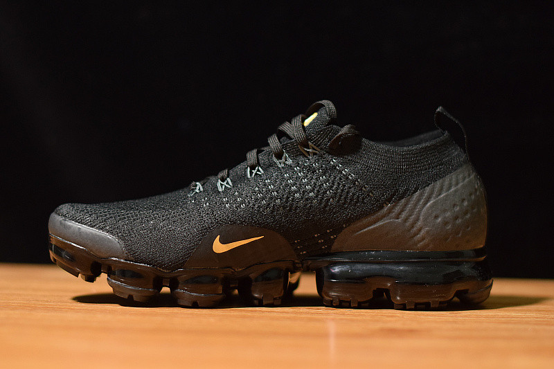 nike air vapormax flyknit 2 black dark grey 942842-012