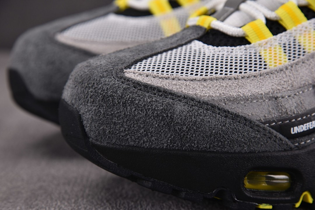 Nike x Undefeated Air Max 95 