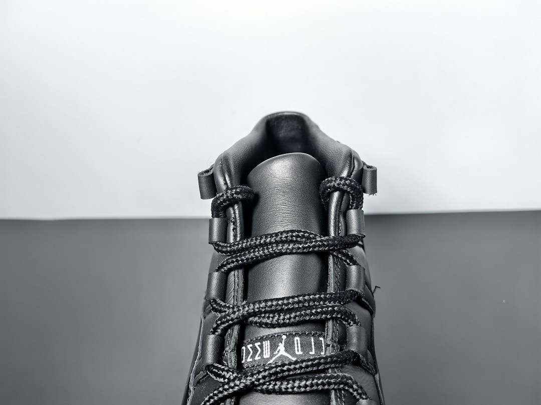 Comme des Garçons Homme Plus x Air Jordan 11 Black/White IV7639-001