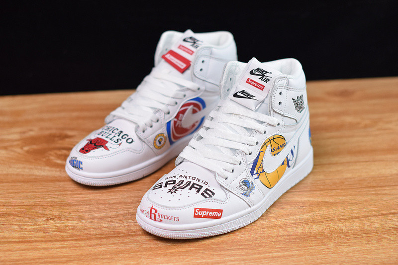 air jordan 1 & S*p*e retro high og "perforated" 555088-100