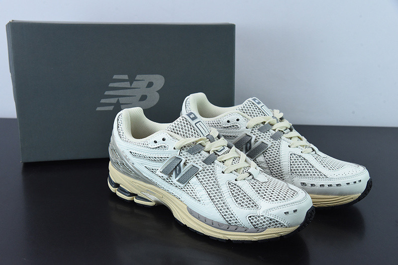 new balance sneaker
