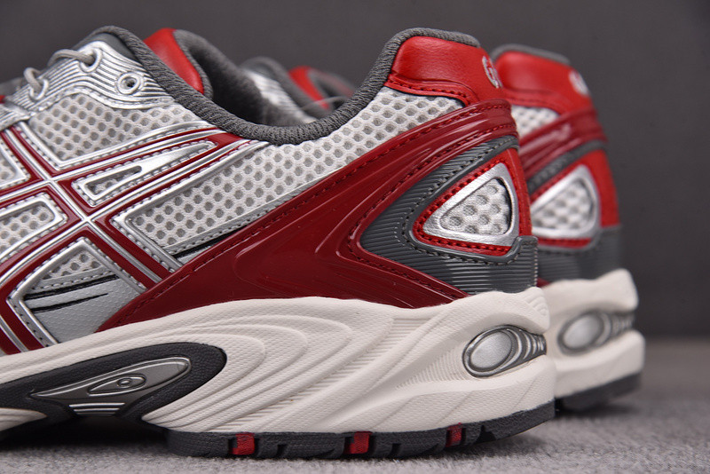 As*ic*s gel-kahana tr v4 