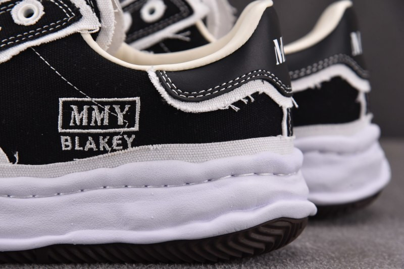 Ma1s0n mihara yasuhiro sneaker