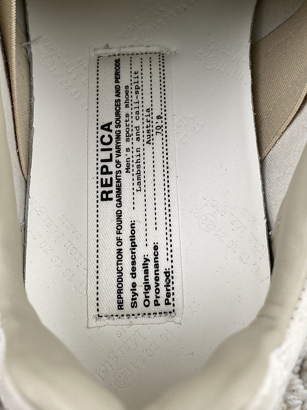 ma*s*n Ma*i*la sneaker