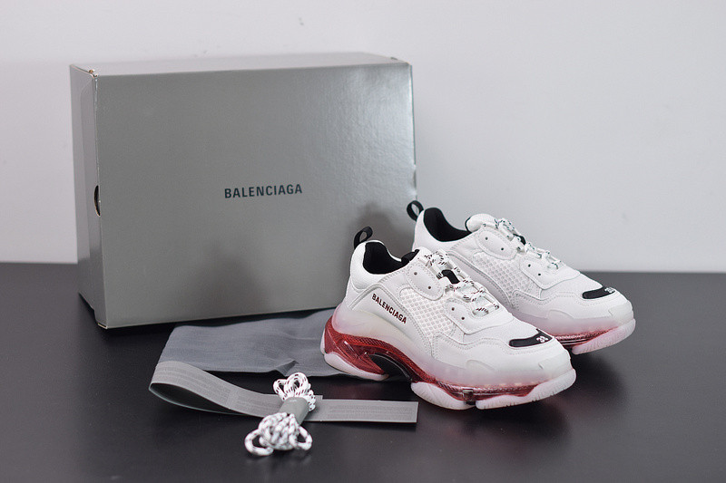 bc triple s trainer 0825 w09o1