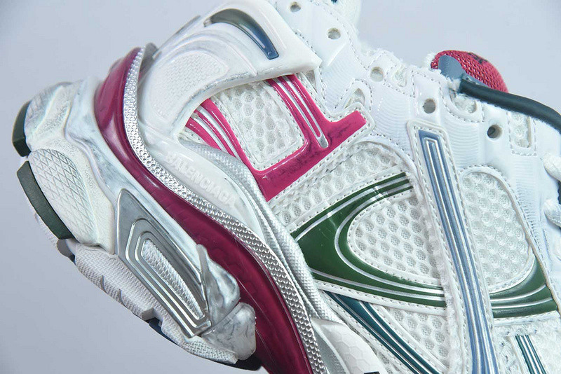Ba1en*iaga Runner Sneaker