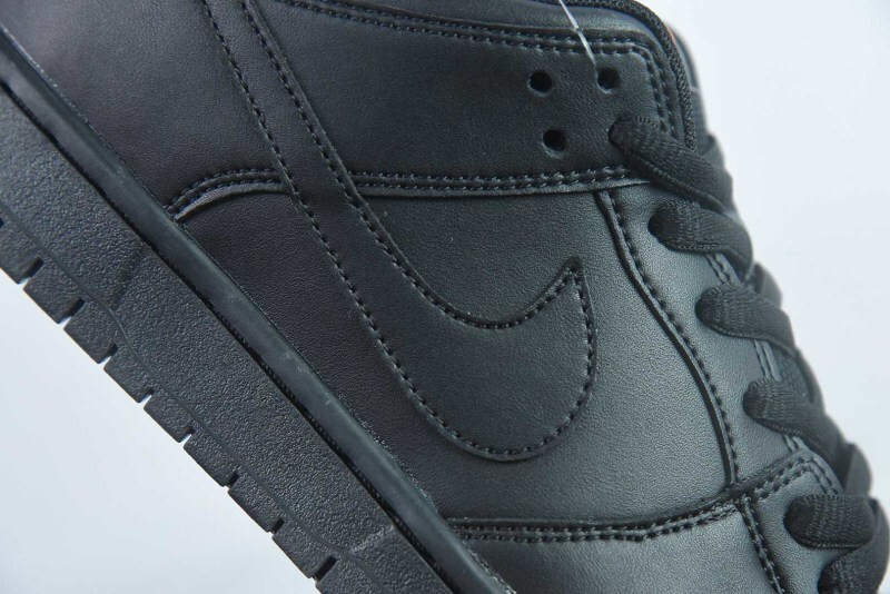 Nike SB Dunk Low Pro ISO Triple Black FJ1674-001
