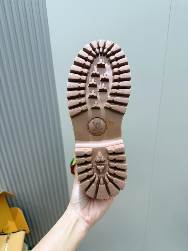 LVT BOOTS