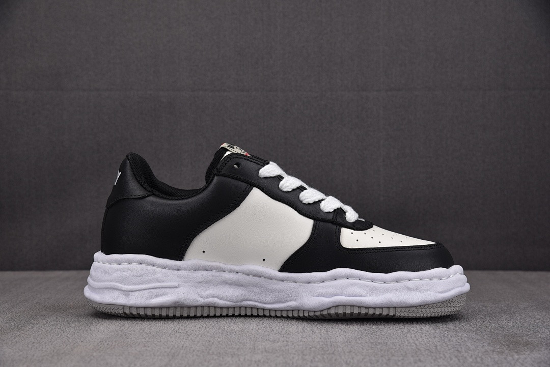 Ma1s0n MIHARA YASUHIRO Sneaker