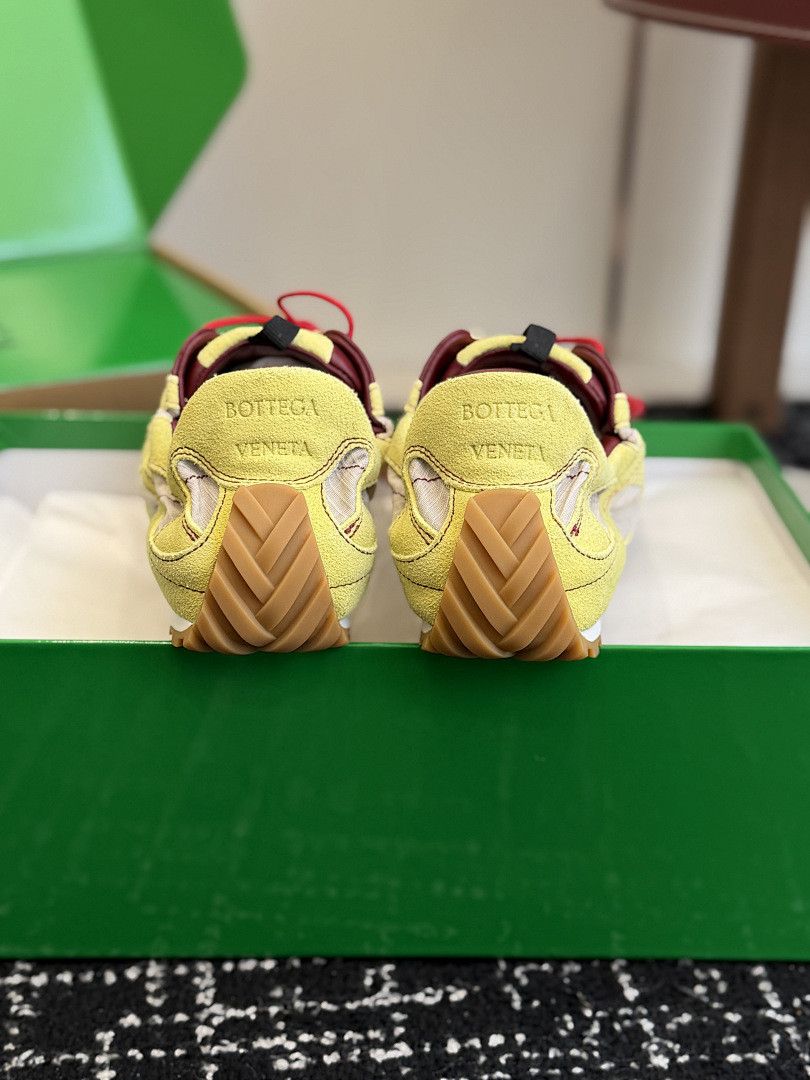 B0tt*ga Ven*ta Orbit Sneaker