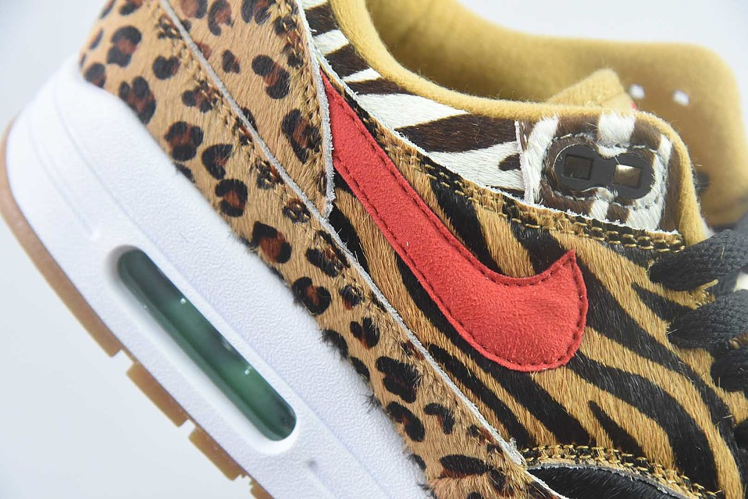 NIKE AIR MAX 1 DLX 