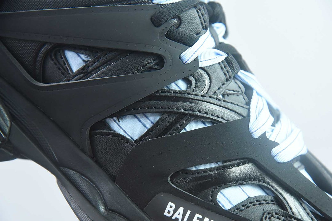 BC TRACK SNEAKER