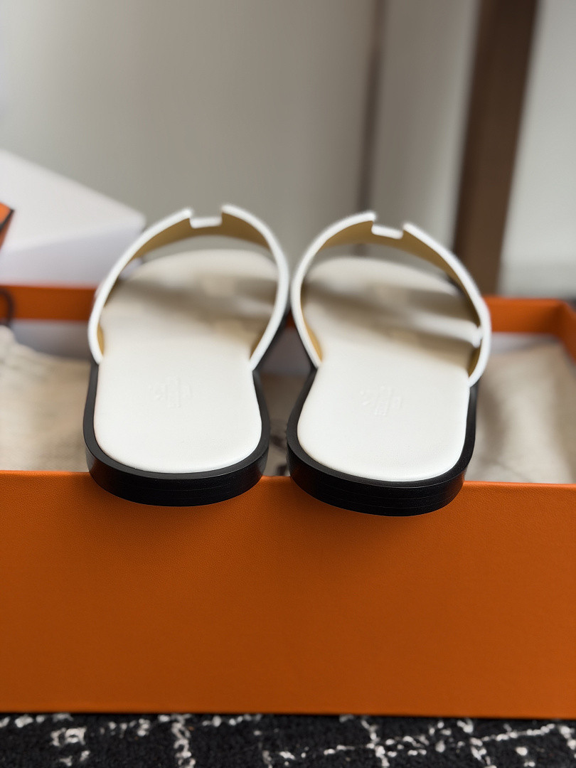 H**me5 SLIDE