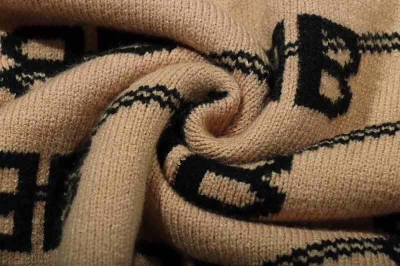 Ba*len*cia*ga clothes