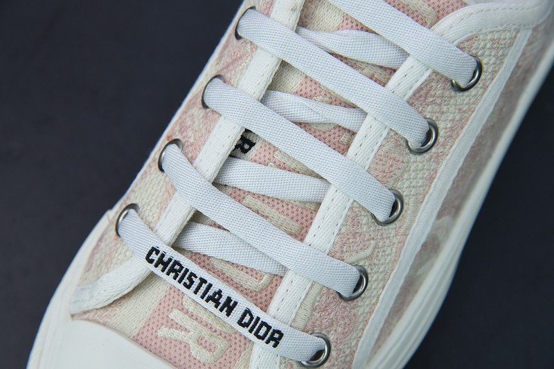 dio* x converse sneaker