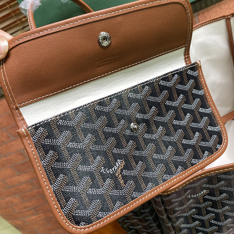 GOYARD PURSE
