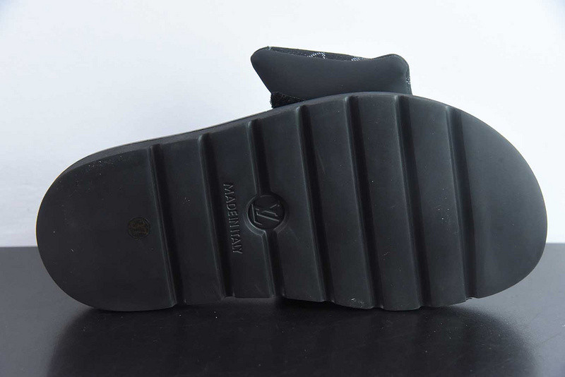 LVT SANDALS
