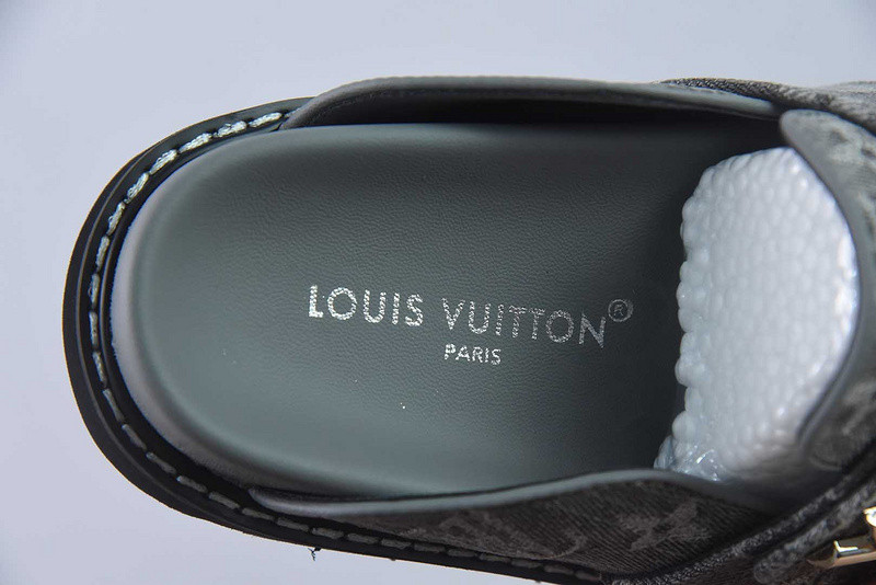LVT SANDALS