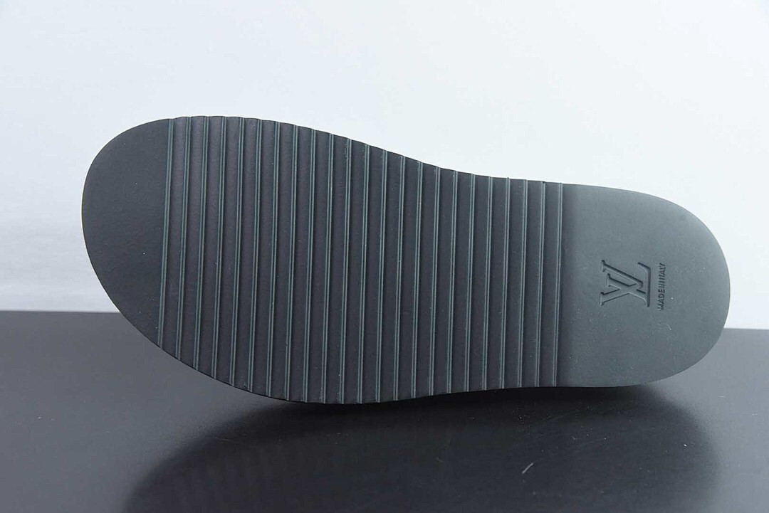 LVT SANDALS