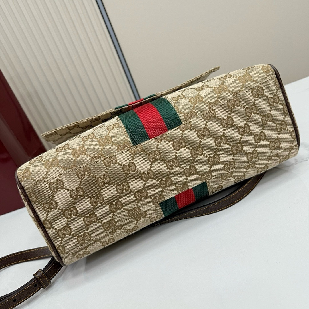 Gvc*1 BAG